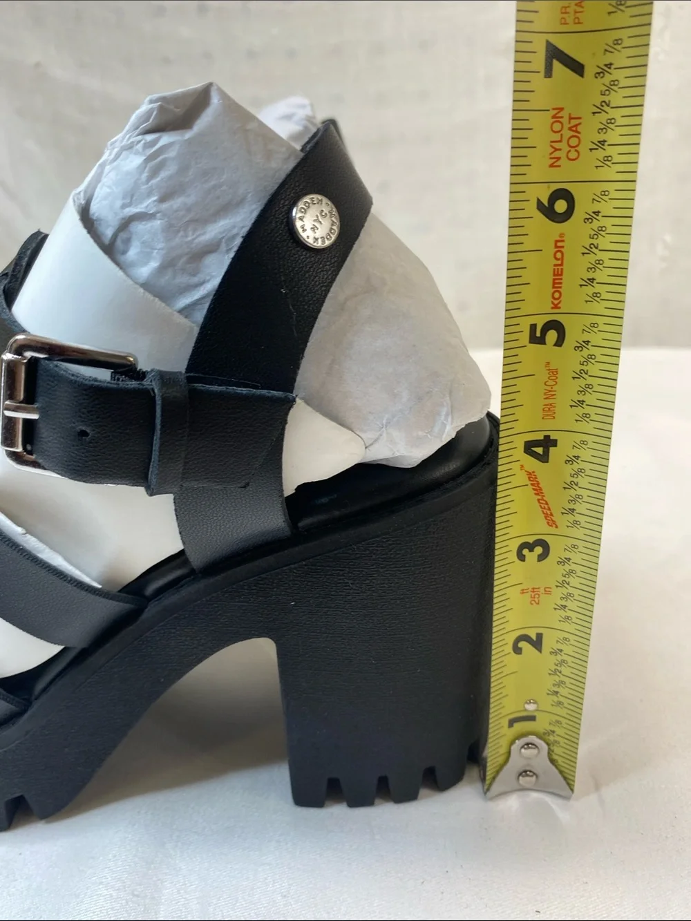 Madden NYC Genesis Fisherman Black Strappy Lug Heel Sandals Size 7